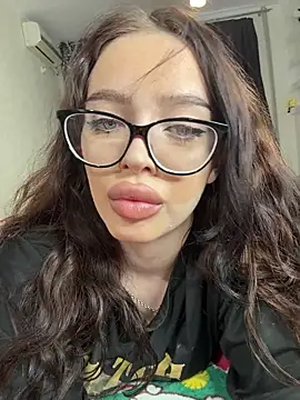 Hannah xBaby online show from 01/18/26, 12:30