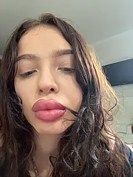 Hannah xBaby online show from 01/09/26, 12:23