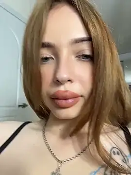 Hannah xBaby online show from 06/03/26, 03:28