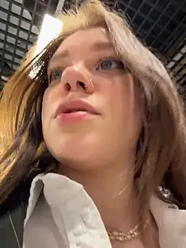 lucy-joy online show from 03/13/26, 11:37