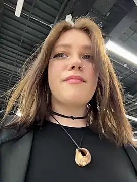 Snapshot of lucy-joy chatting on 02/25/26, 11:21 lucy-joy online show from 02/25/26, 11:21