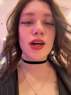 Snapshot of lucy-joy chatting on 01/16/26, 08:29 lucy-joy online show from 01/16/26, 08:29