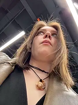 lucy-joy online show from 04/19/26, 11:22