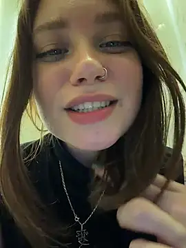 lucy-joy online show from 05/11/26, 04:04