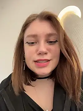 Snapshot of lucy-joy chatting on 02/07/26, 11:29 lucy-joy online show from 02/07/26, 11:29