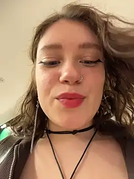 lucy-joy online show from 12/02/25, 10:17