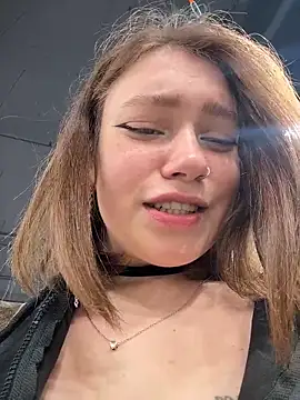 lucy-joy online show from 11/23/25, 08:13