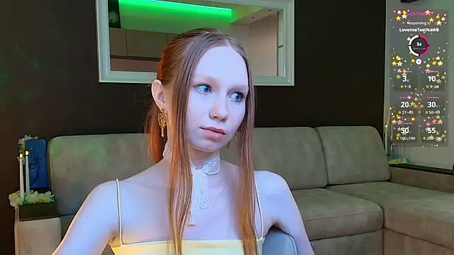 Snapshot of FoxyMira chatting on 07/30/26, 05:23 FoxyMira online show from 07/30/26, 05:23