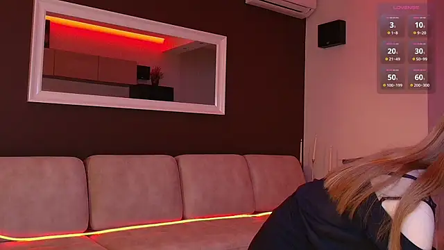 FoxyMira online show from 04/13/26, 04:44