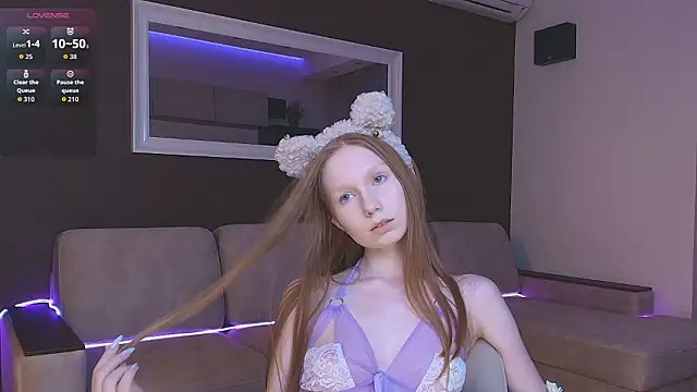 FoxyMira online show from 03/12/26, 04:11