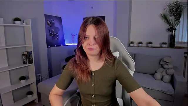 AlicePill online show from 09/24/25, 02:18