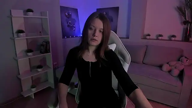 AlicePill online show from 10/27/25, 01:28