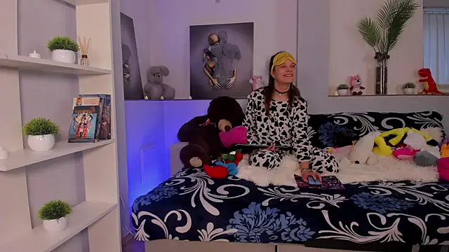 AlicePill online show from 11/18/25, 02:49