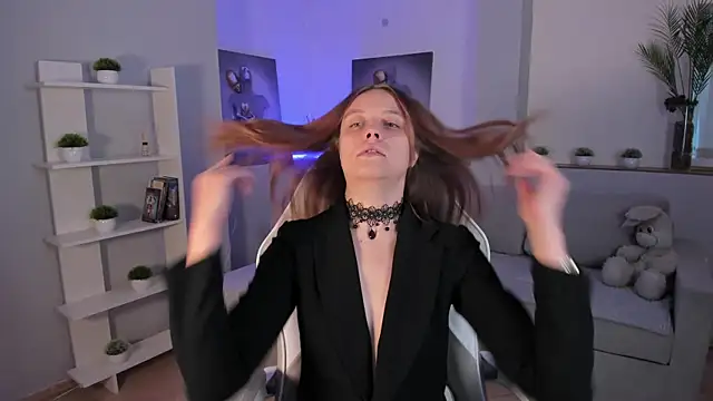 AlicePill online show from 10/13/25, 02:02