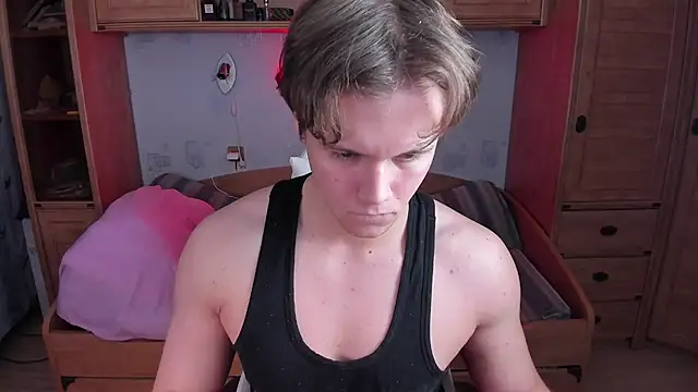 Dexter Bennett online show from 10/14/25, 04:13