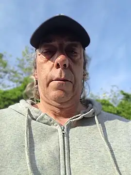 bi dare online show from 04/14/26, 04:23