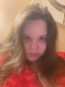 Snapshot of MariaMirabella chatting on 11/04/25, 08:01 MariaMirabella online show from 11/04/25, 08:01