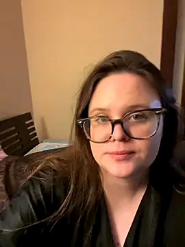 Snapshot of MariaMirabella chatting on 11/01/25, 07:19 MariaMirabella online show from 11/01/25, 07:19