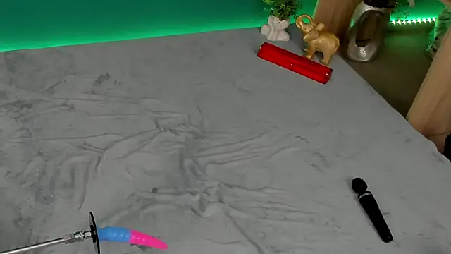 BlazzingASS online show from 10/07/25, 07:04