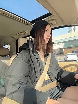 DollyTall online show from 02/04/26, 08:09