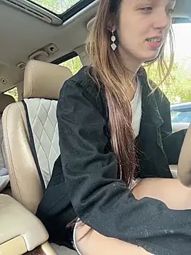 DollyTall online show from 05/21/26, 03:37