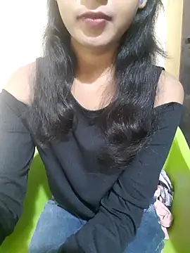 Snapshot of AnkitaDevi chatting on 11/24/25, 04:56 AnkitaDevi online show from 11/24/25, 04:56