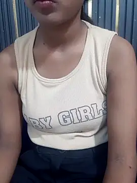 Snapshot of AnkitaDevi chatting on 11/05/25, 03:42 AnkitaDevi online show from 11/05/25, 03:42