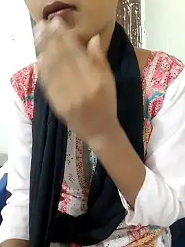 AnkitaDevi online show from 04/15/26, 03:34