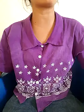Snapshot of AnkitaDevi chatting on 06/12/26, 08:23 AnkitaDevi online show from 06/12/26, 08:23