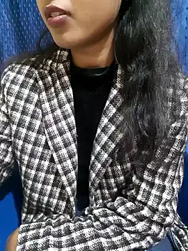 Snapshot of AnkitaDevi chatting on 11/30/25, 03:40 AnkitaDevi online show from 11/30/25, 03:40