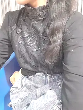 Snapshot of AnkitaDevi chatting on 11/15/25, 03:54 AnkitaDevi online show from 11/15/25, 03:54