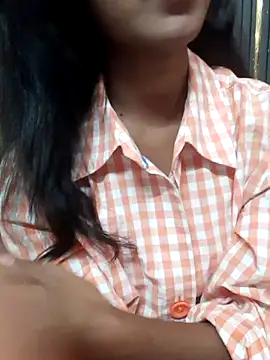 Snapshot of AnkitaDevi chatting on 11/04/25, 03:21 AnkitaDevi online show from 11/04/25, 03:21