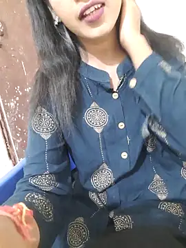 AnkitaDevi online show from 04/05/26, 04:19