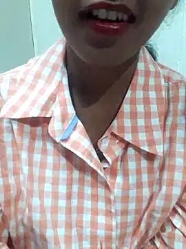 Snapshot of AnkitaDevi chatting on 09/18/25, 03:42 AnkitaDevi online show from 09/18/25, 03:42
