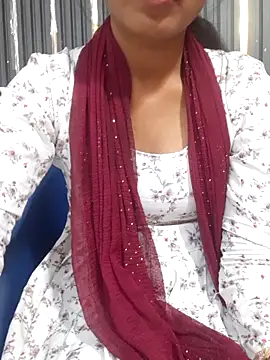 Snapshot of AnkitaDevi chatting on 11/17/25, 05:22 AnkitaDevi online show from 11/17/25, 05:22