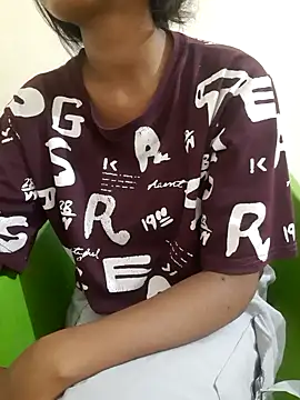 Snapshot of AnkitaDevi chatting on 06/16/26, 02:17 AnkitaDevi online show from 06/16/26, 02:17