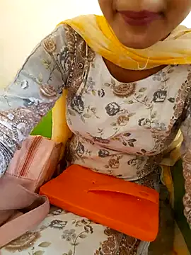 Snapshot of AnkitaDevi chatting on 06/17/26, 06:24 AnkitaDevi online show from 06/17/26, 06:24