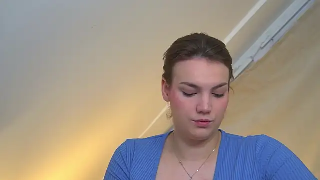 KarenClarks online show from 10/16/25, 06:38