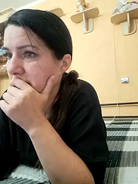 simpledi online show from 10/10/25, 09:10