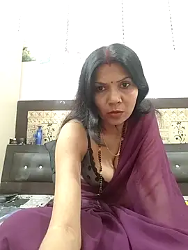 Yourhotsweetgirl online show from 02/15/26, 04:06