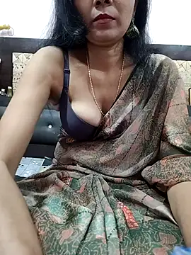 Yourhotsweetgirl online show from 11/09/25, 03:49