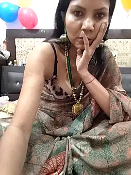 Yourhotsweetgirl online show from 11/15/25, 08:18