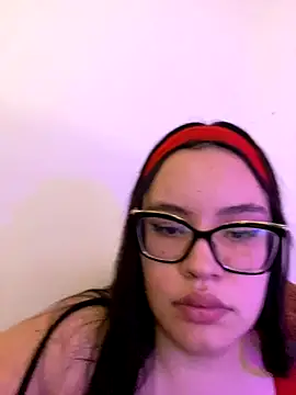 Emily Taylor2 online show from 12/01/25, 02:01