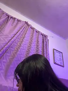 Emily Taylor2 online show from 05/27/26, 01:57