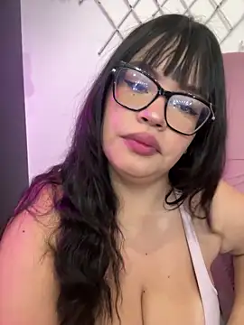 Emily Taylor2 online show from 06/30/26, 02:00