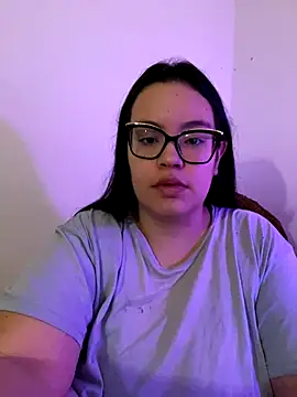 Emily Taylor2 online show from 11/14/25, 02:15