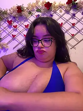 Emily Taylor2 online show from 03/07/26, 01:56