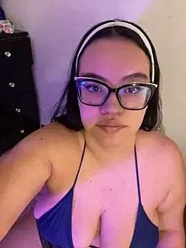 Emily Taylor2 online show from 11/25/25, 02:01