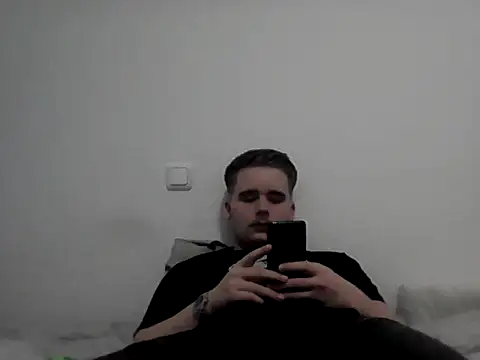 Snapshot of Torben69xxx chatting on 10/23/25, 07:34 Torben69xxx online show from 10/23/25, 07:34