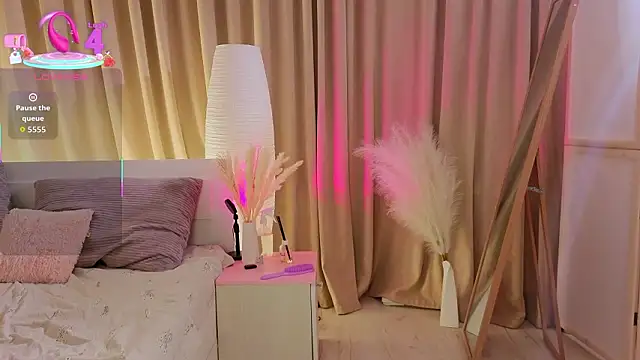 AvrilLeMell online show from 02/13/26, 09:04